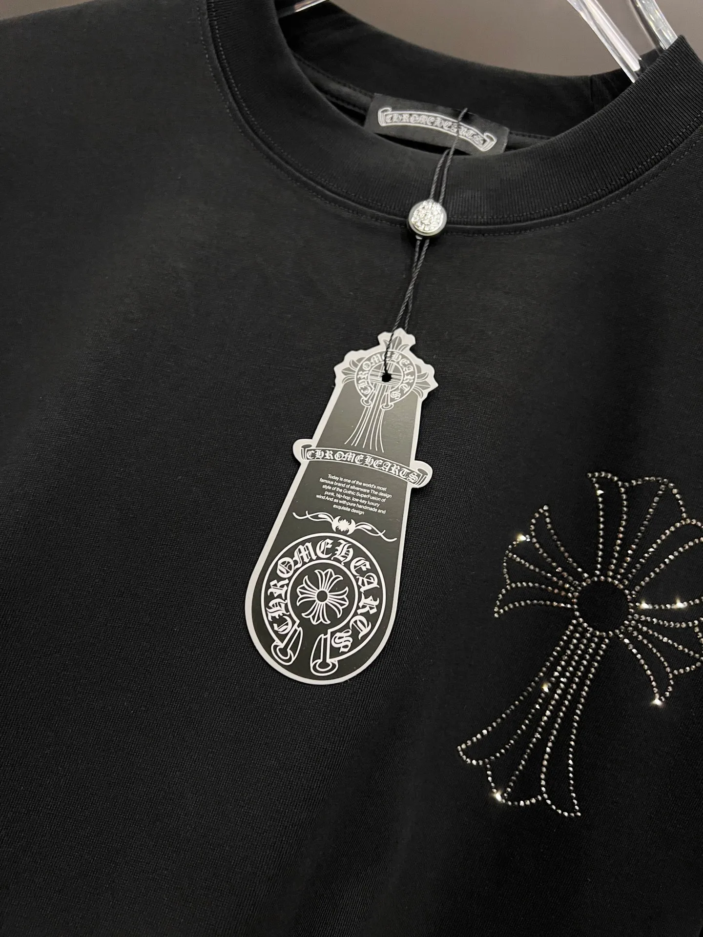 🅿️190 CH Crowe 2025 Autumn and Winter New Short-sleeved T-shirt Cross Middle Eastern Australian Diamonds Raindrop Meteor Shower Design Craftsmanship The real thing is great🔥Same style for men and women Loose version Size S M L XL XXL Five sizes Black White